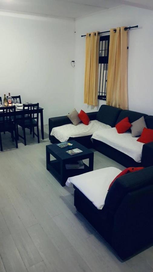 Residence Frangipani Pereybere Beach Exterior foto