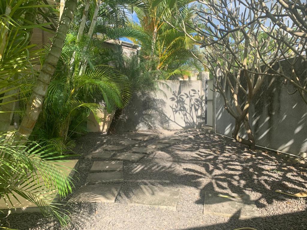 Residence Frangipani Pereybere Beach Exterior foto